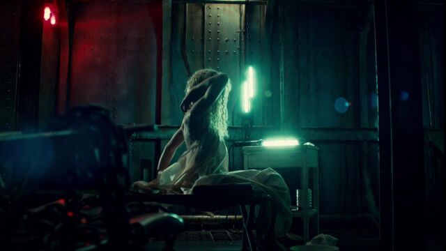 File:OrphanBlackS01E07-0704.jpg