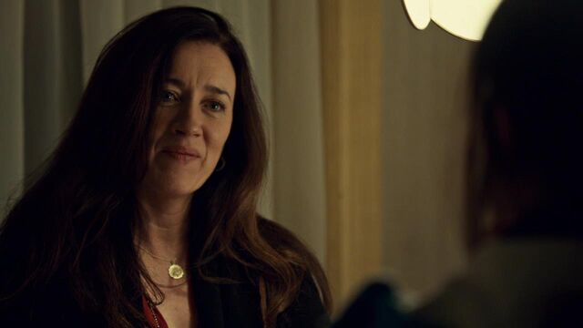 File:OrphanBlackS01E08-2051.jpg