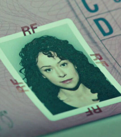 File:Danielle passport.jpg