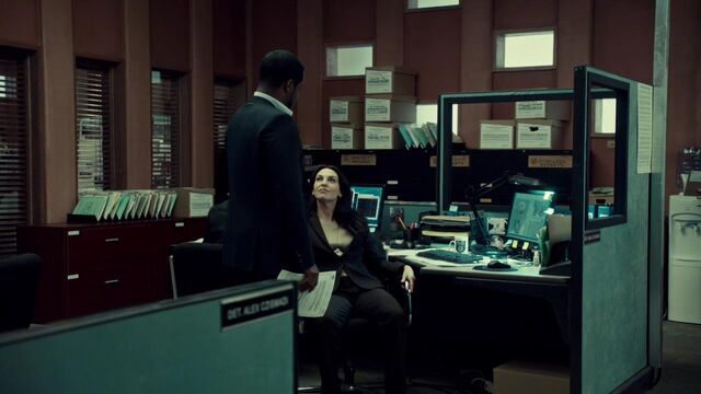 File:OrphanBlackS01E08-0777.jpg