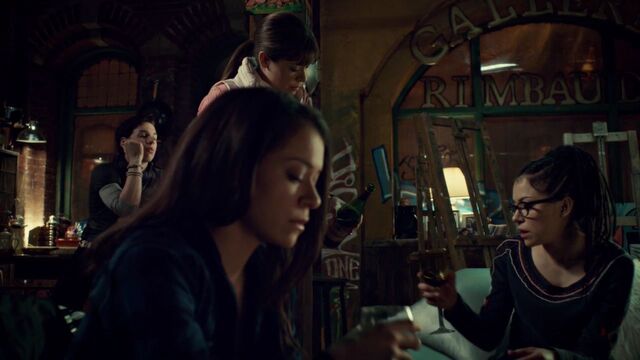 File:OrphanBlackS01E10 0996.jpg