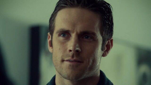 File:OrphanBlackS01E07-1276.jpg