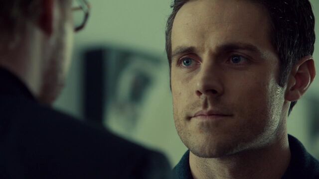 File:OrphanBlackS01E07-1282.jpg