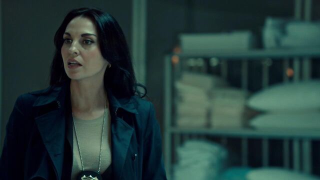 File:OrphanBlackS01E08-1484.jpg