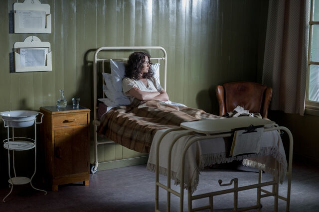File:S02E01-Still16.jpg
