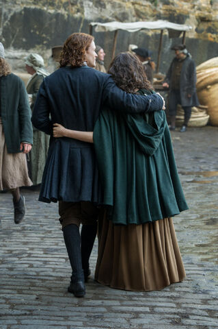 File:S02E01-still6.jpg