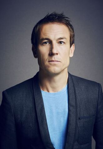 File:Tobias-Menzies.jpg