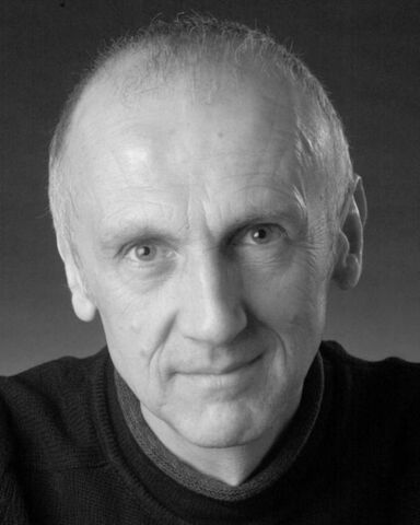Archivo:Ian-Hanmore.jpg