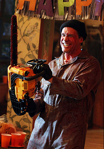 File:Charliechainsaw.png