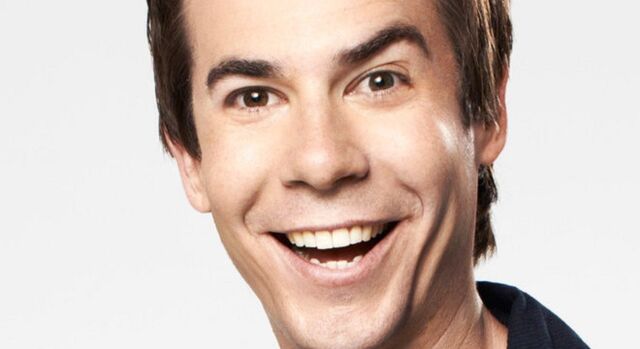 File:Spencer-icarly-30962359-720-1023.jpg