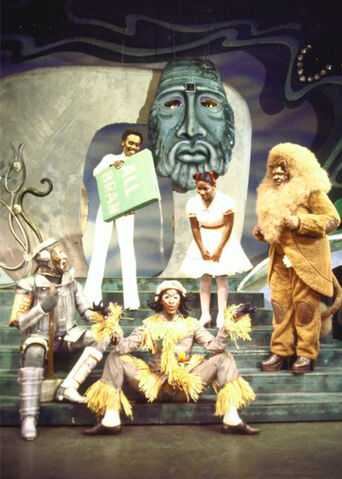 File:The-Wiz-Emerald-City.jpg