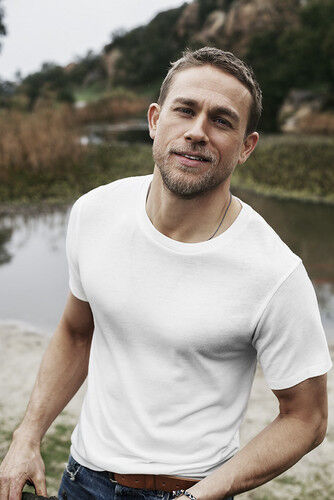 File:Charlie hunnam.jpeg
