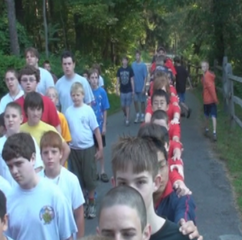 File:Conga line.png