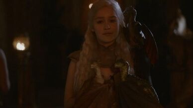 1000px-Daenerys and dragons 2x10