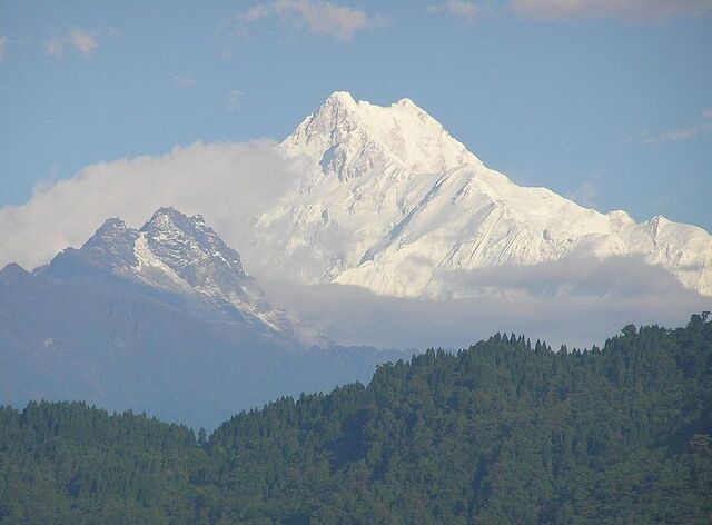 File:Mount Sikowo.jpg
