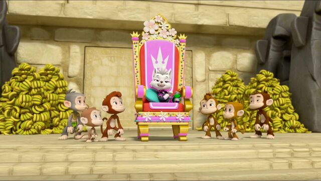 Plik:Royal Throne 55.jpg