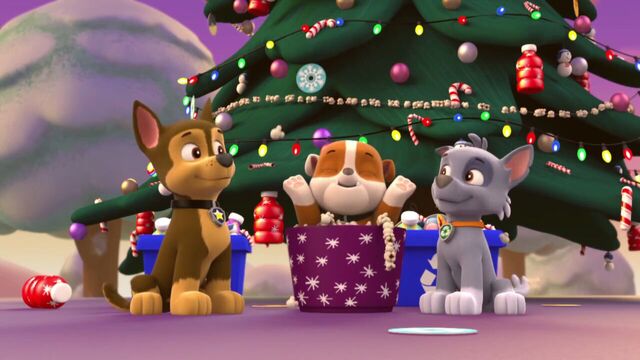 File:PAW.Patrol.S01E16.Pups.Save.Christmas.720p.WEBRip.x264.AAC 141608.jpg