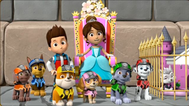 File:Royal Throne 114.jpg