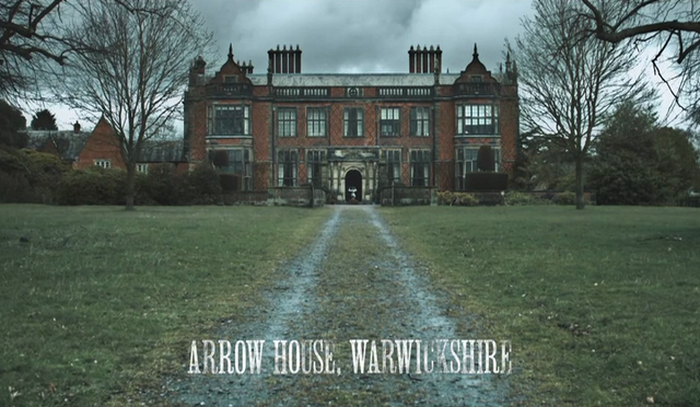 File:ArrowHouse1.png