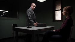 3x04 - Vanessa interrogated