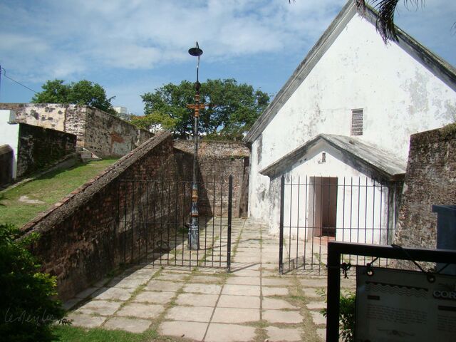 File:Fort Cornwallis chapel, George Town, Penang.jpg