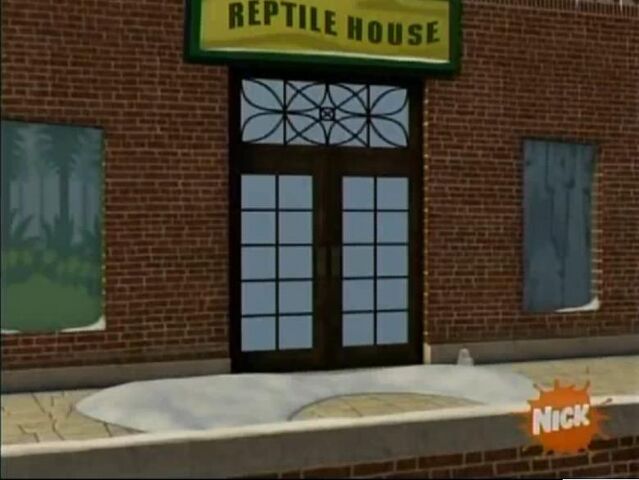 File:Reptile house 002.jpg
