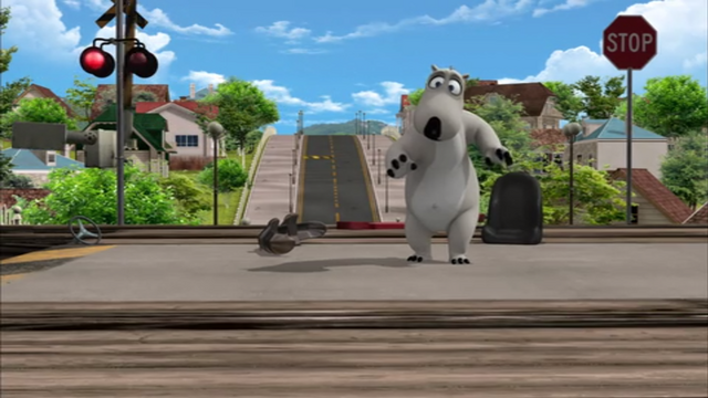 File:Bernard Railroad Crossing (The Car) 19.png