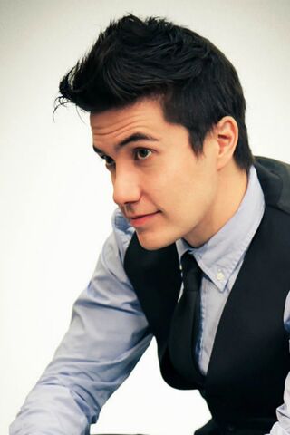 File:Drew Neemia.jpg