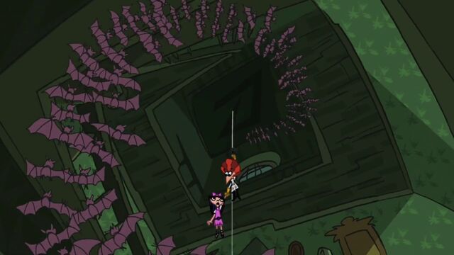 File:Riding up the spider stairway - 6.jpg