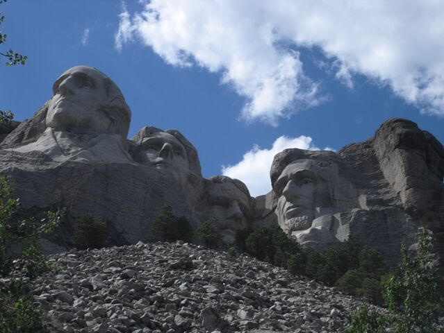 File:Mt Rushmore 1.jpg
