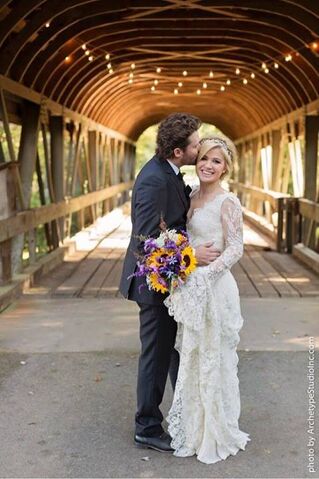 File:KellyClarksonWedding.jpg