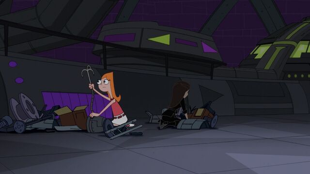 File:Candace holding a grappling hook.jpg