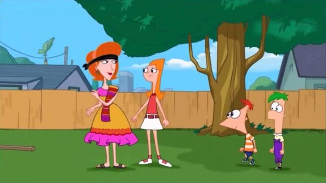 File:Linda brushes herself.jpg