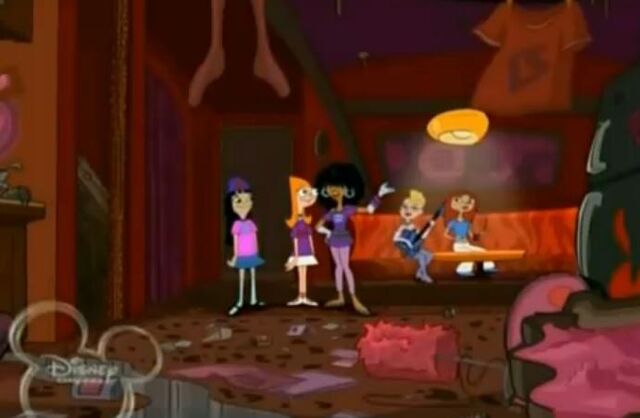File:Bettys bus mess.jpg