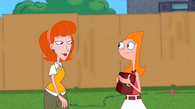 File:Linda asking candace what she is supposed to be looking at.jpg