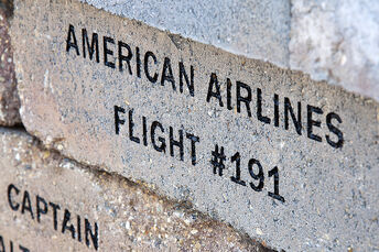 Flight 191 memorial