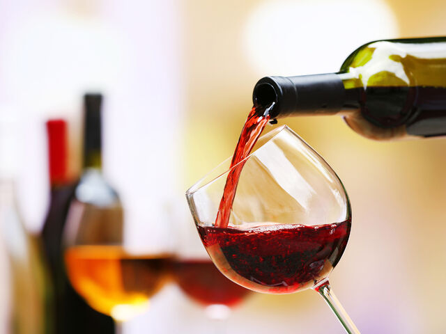 File:Wine.jpg
