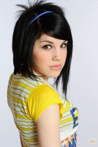Fichier:Paola.jpg