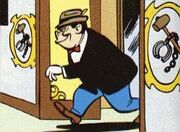 Espion brutopien.jpg