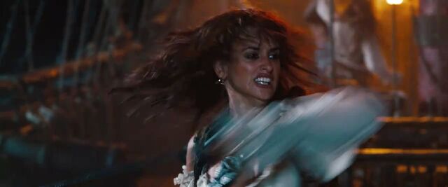 File:Angelicaswordfight.jpg