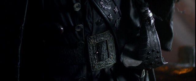 File:OSTSwordonBlackbeardsbelt.jpg