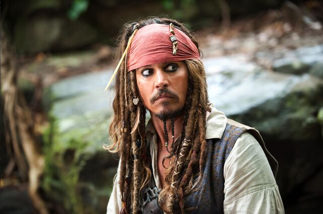 File:Jacksparrowlooking.jpg