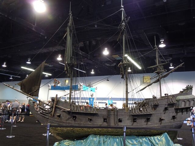 File:BlackPearl PiratesCaribbean ship.jpg