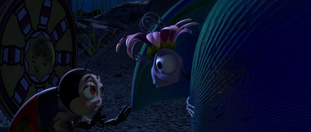 File:Queen Hides.png