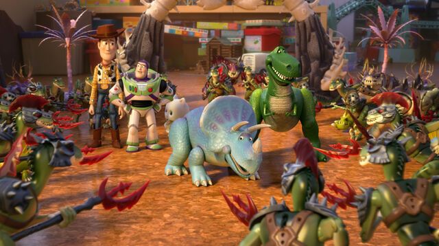 File:TSTTF-battlesaurs-toys.jpg