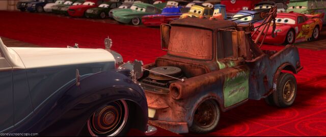 File:Cars2-disneyscreencaps.com-10945.jpg