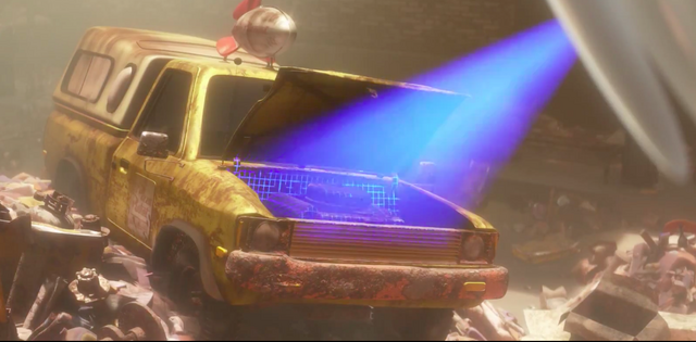 File:Pizza Car Wall-e.png