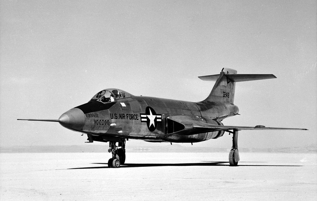 File:F-101A Voodoo.png
