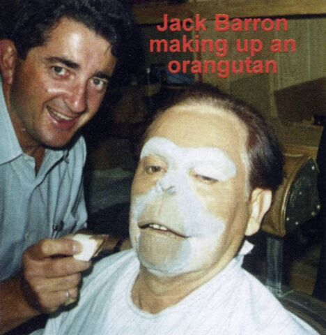 File:Maurice Evans makeup1.jpg