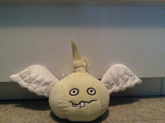 File:The garlic angel Crazyzombie was talking about.jpeg